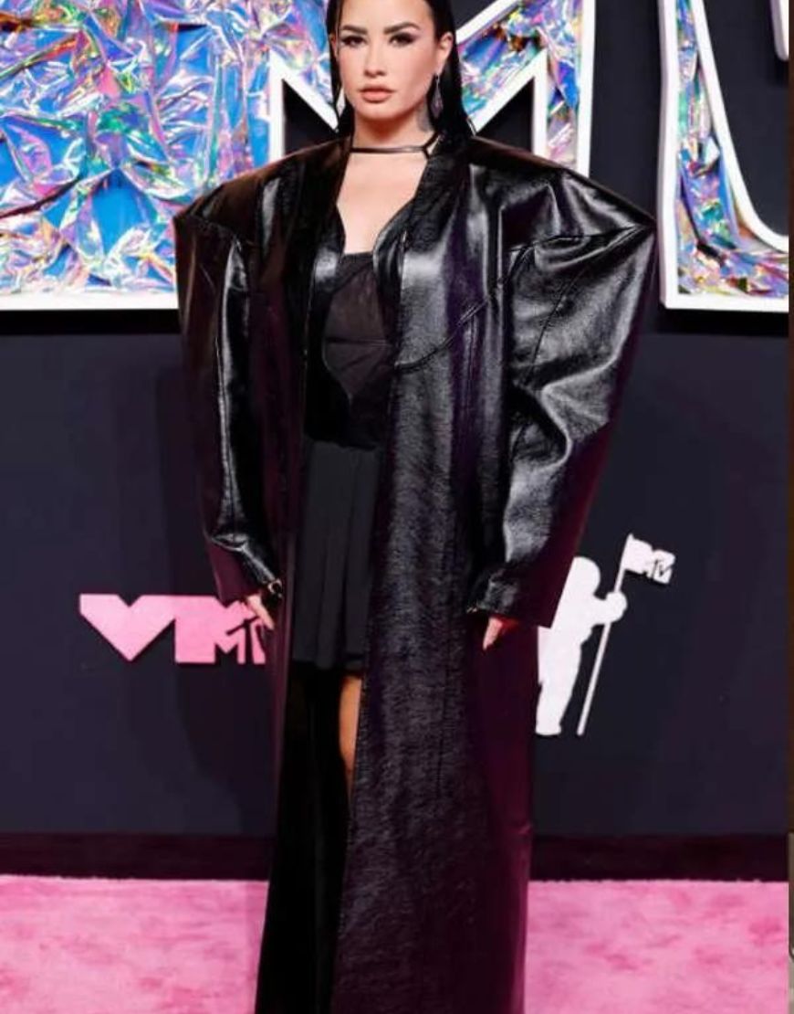 MTV Video Music Awards 2023 Demi Lovato Black Coat