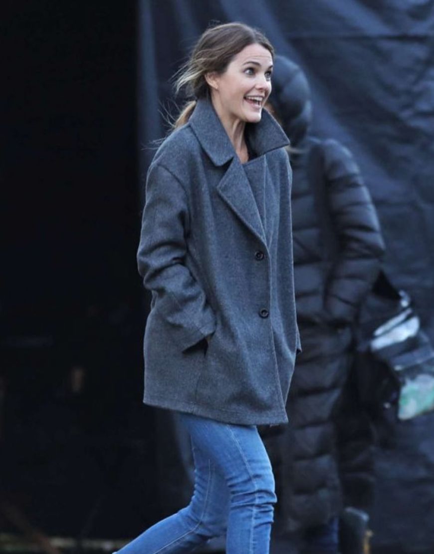 Antlers Julia Meadows Keri Russell Grey Coat Antlers Julia Meadows Keri Russell Grey Coat