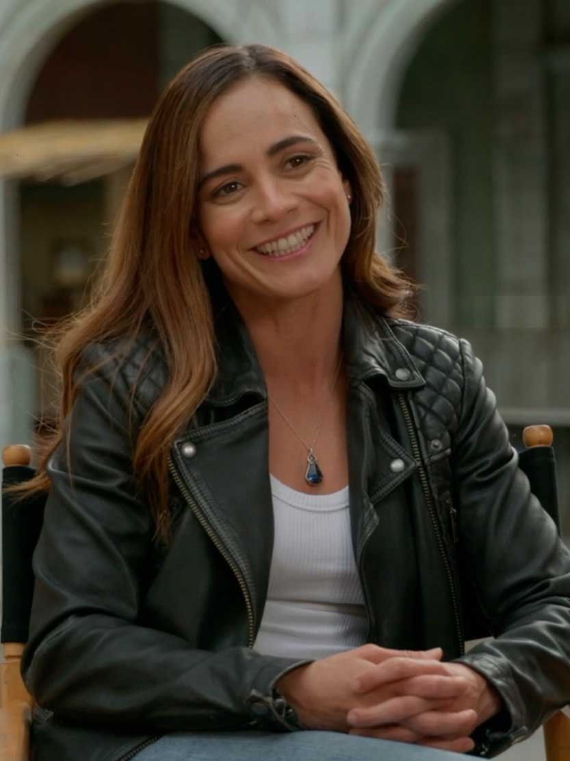 Alice Braga Hypnotic 2023 Diana Cruz Black Leather Jacket 1 Alice Braga Hypnotic 2023 Diana Cruz Black Leather Jacket