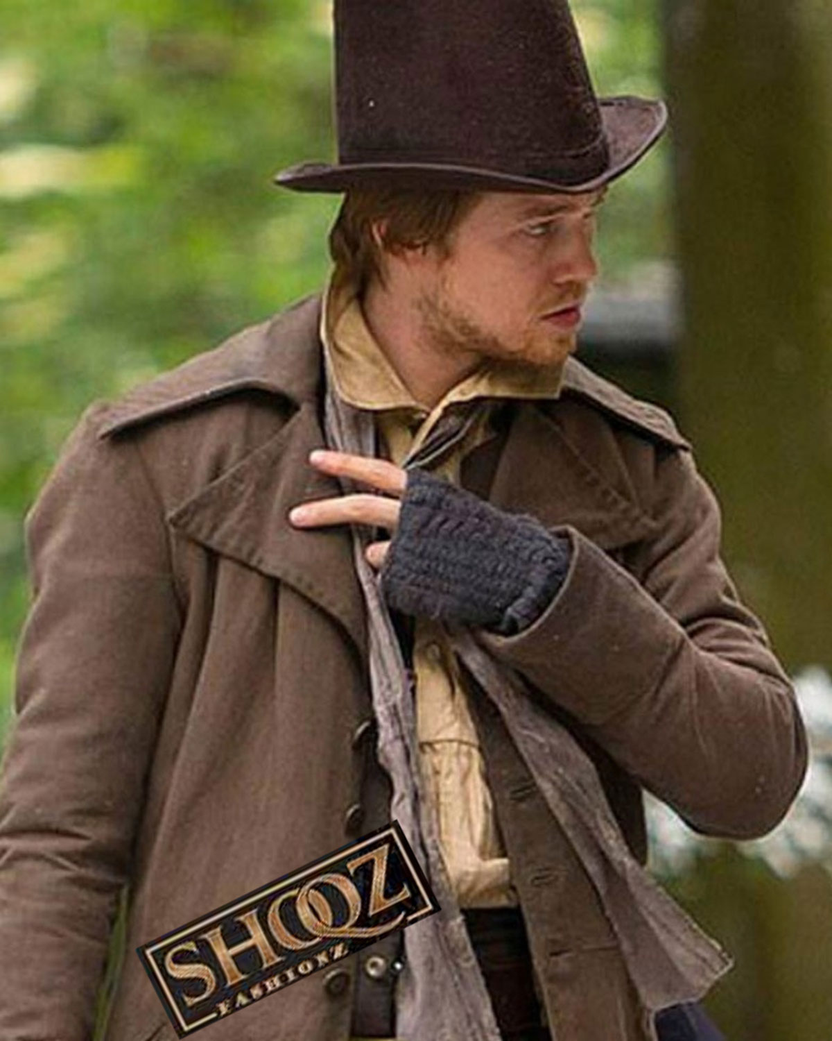 A Christmas Carol Joe Alwyn (Bob Cratchit) Coat