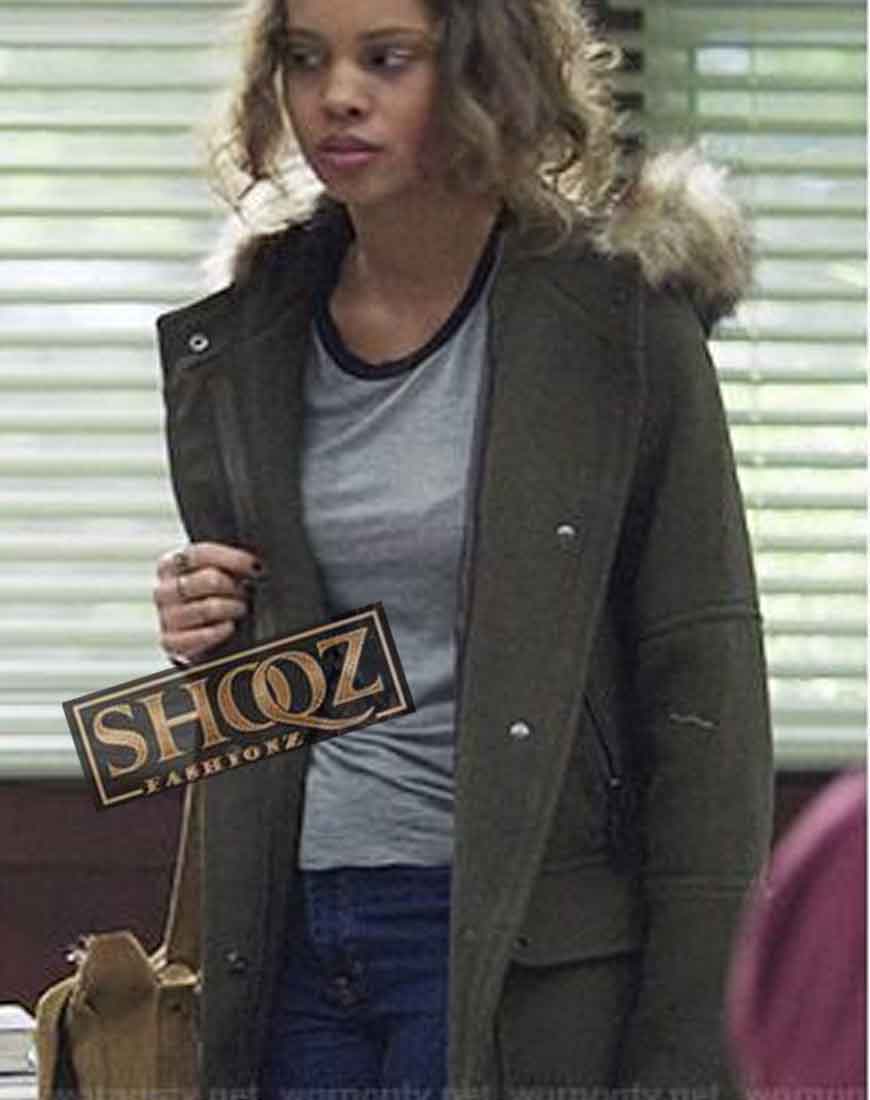 13 Reasons Why Jessica Davis (Alisha Boe) Jacket 1 13 Reasons Why Jessica Davis (Alisha Boe) Jacket