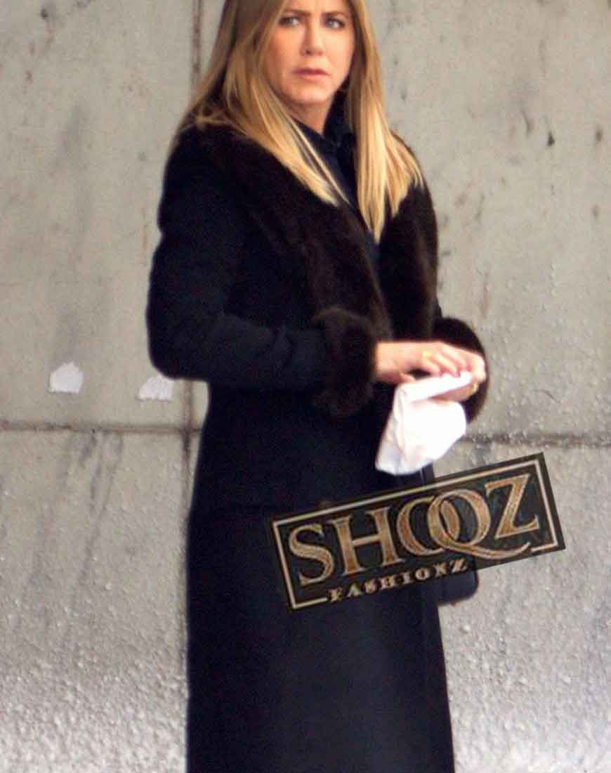 OFFICE CHRISTMAS PARTY JENNIFER ANISTON SHEARLING COAT 1 OFFICE CHRISTMAS PARTY JENNIFER ANISTON SHEARLING COAT